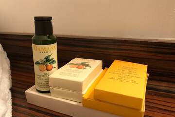 Bathroom amenities
