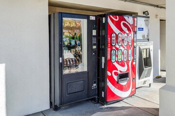 Vending machine