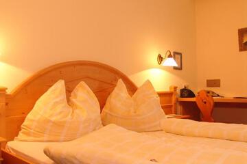 Photo 49