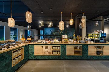 Breakfast area