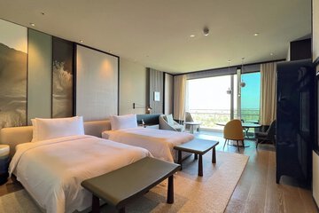 Beach/ocean view