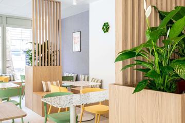 Breakfast area