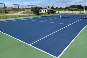 Tennis court