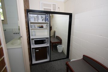 Private kitchenette