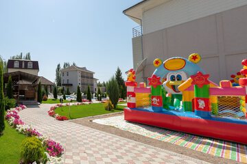 Children's play area - outdoor