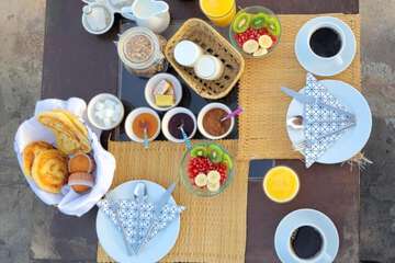Breakfast meal