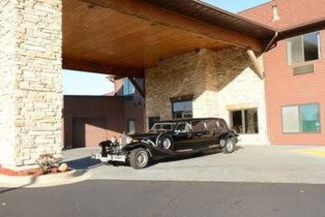  Cliffbreakers Riverside and Conference Center 9