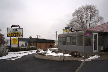 Juniper Motel Madras