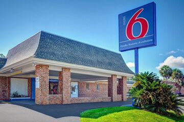 Motel 6 Tallahassee FL - Downtown
