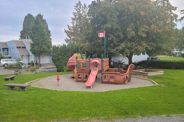 Children's play area - outdoor