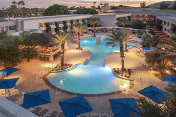 The Scottsdale Resort and Spa Curio Collection by Hilton