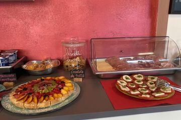 Breakfast buffet