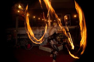 Entertainment 81 of 94