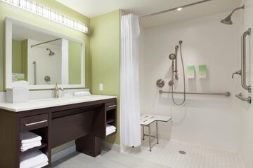 Bathroom shower