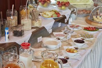 Breakfast buffet