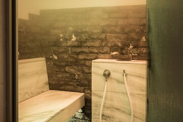 Steam room