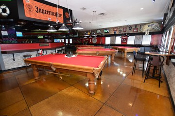Sports bar