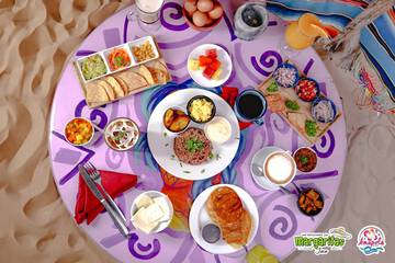 Breakfast meal