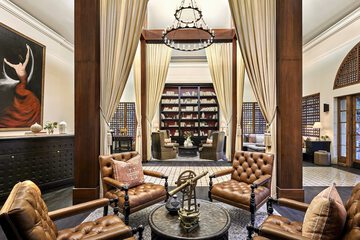 Hotel Interior 26 of 129