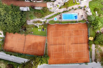 Tennis court