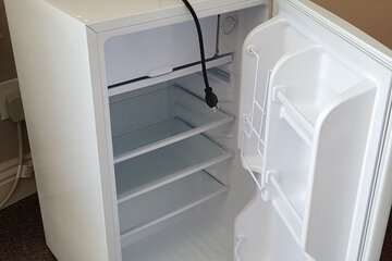 Mini-refrigerator