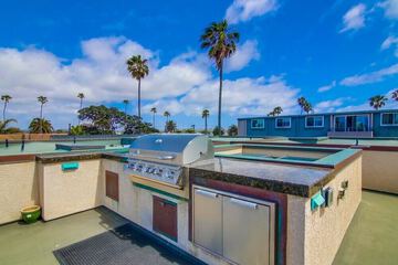 Property Grounds 18 of 32