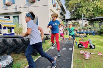 Children's play area - outdoor