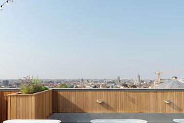 Rooftop pool