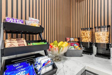 Snack bar
