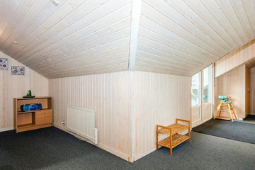 hotel_rooms