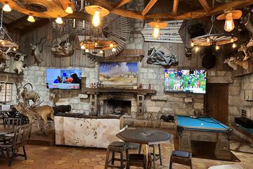 Sports bar