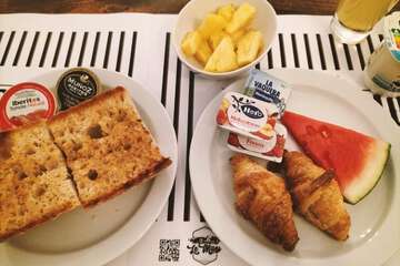 Breakfast buffet