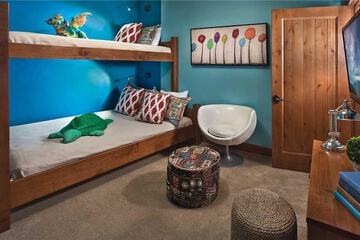 Children's theme room