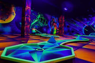 Mini-golf