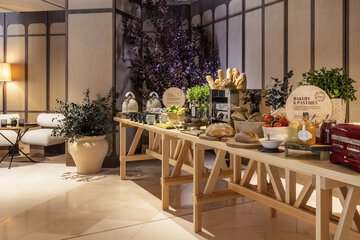 Breakfast area