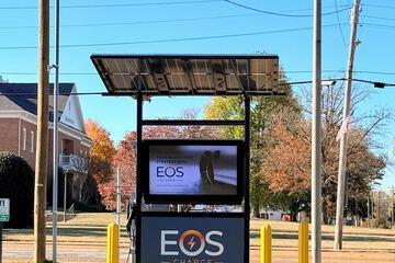 Electric vehicle charging station