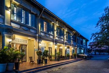Front of property - evening/night