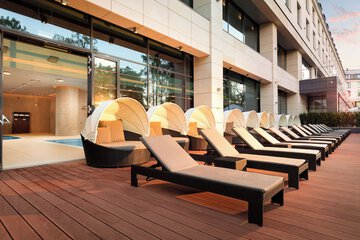 Sundeck