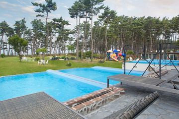 Private pool