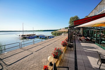 Sundeck