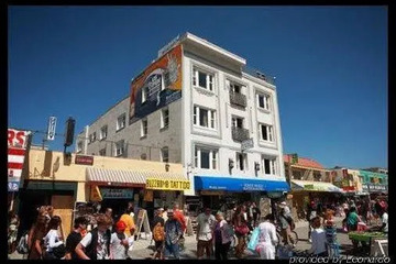 Venice Beach Suites & Hotel