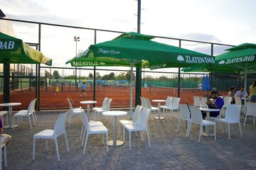 Tennis court