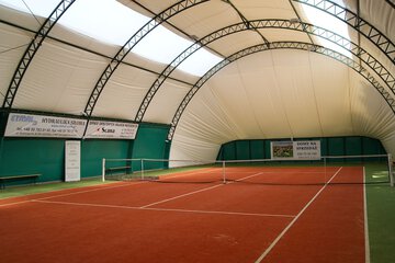 Tennis court