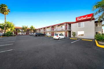 Hotel 8 of 32