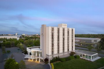 DoubleTree by Hilton Virginia Beach