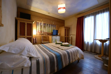guest_rooms