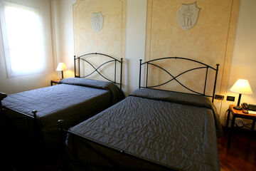 Photo 51