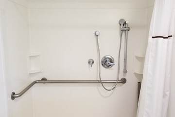 Room 82 of 143