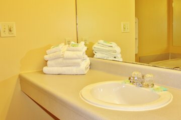 Bathroom sink