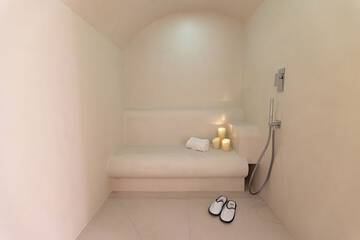 Steam room